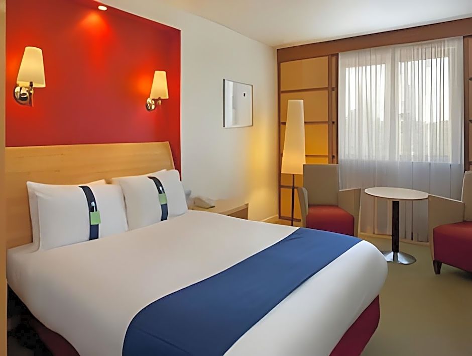 Photo 1 of 2 of Standard 1 Double Bed