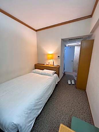 Single Room (For 2 Guests)