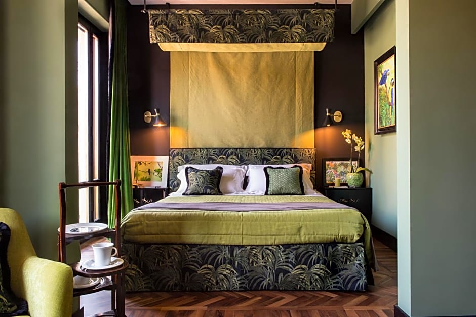 Velona's Jungle Luxury Suites