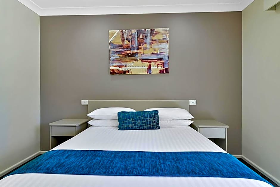 Central Caleula Motor Lodge