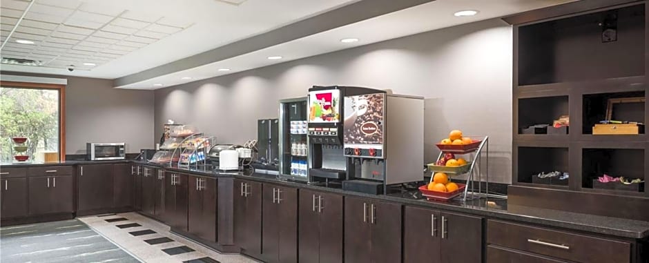 Wingate by Wyndham Columbia