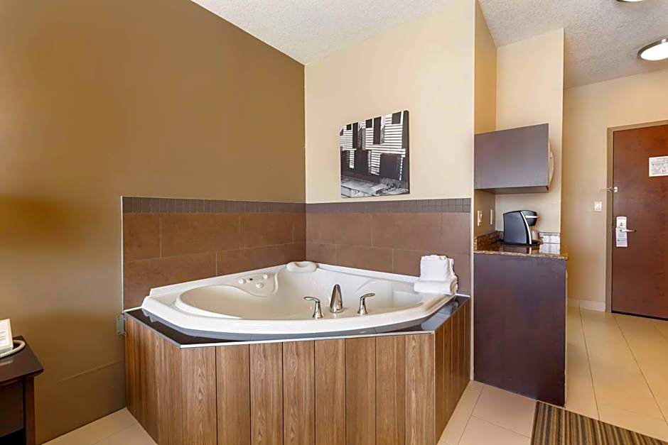 Best Western Plus Peace River Hotel & Suites