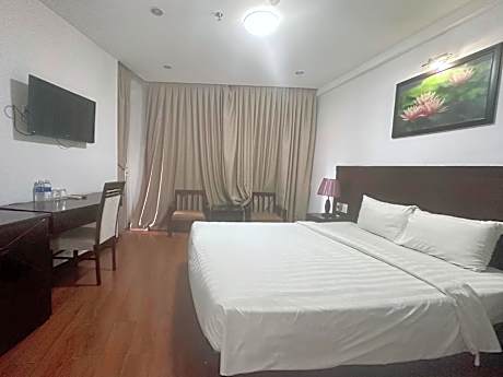 Standard Double No View - Low Floor