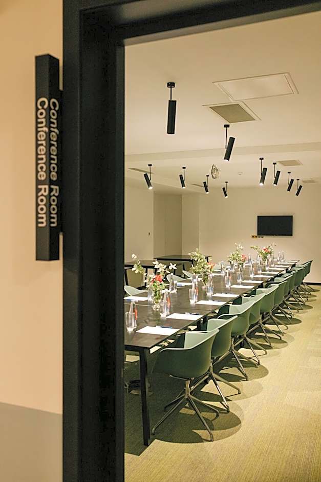 Castor & Pollux Hotel