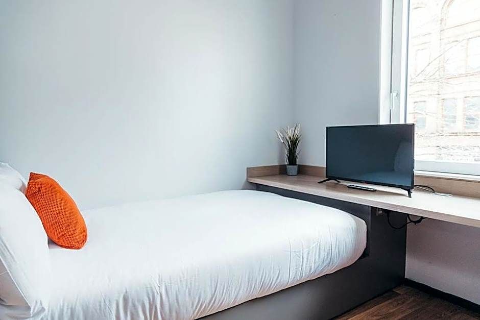 Quarter by the Warren Collection