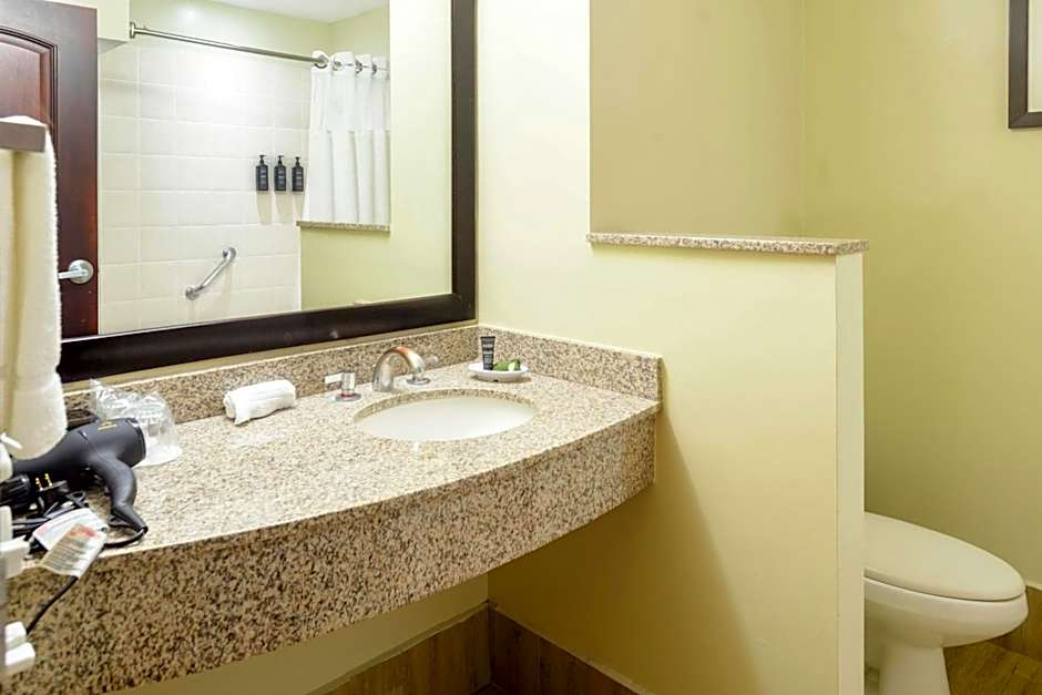 Courtyard by Marriott San Salvador