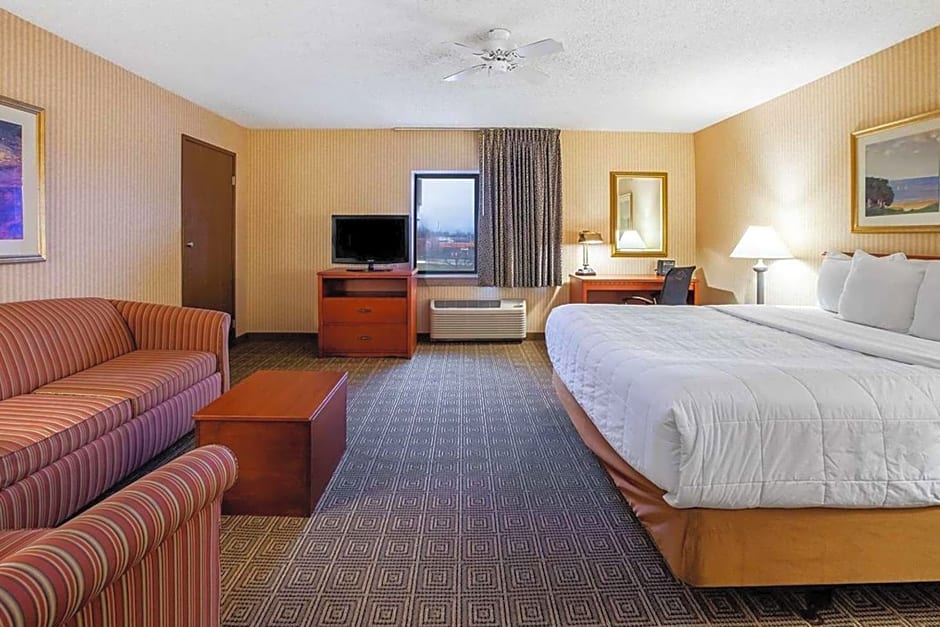 La Quinta Inn by Wyndham Detroit Southgate