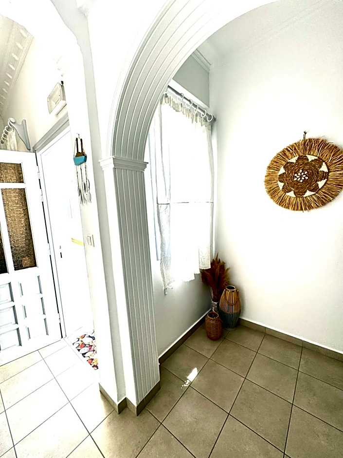 Kirki Rooms by the sea