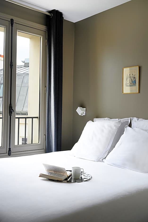 Suites & Hotel Helzear Champs-Elysees