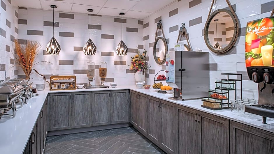Best Western Premier Richmond City Gateway