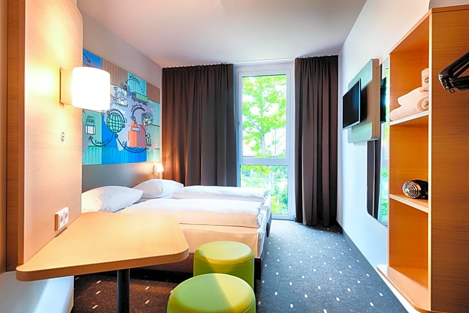 B&B Hotel Stuttgart-Neckarhafen