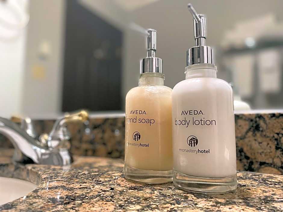 Monastery Spa & Suites