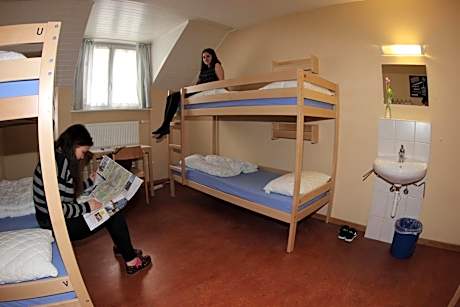 Economy Quadruple Room with Shared Bathroom