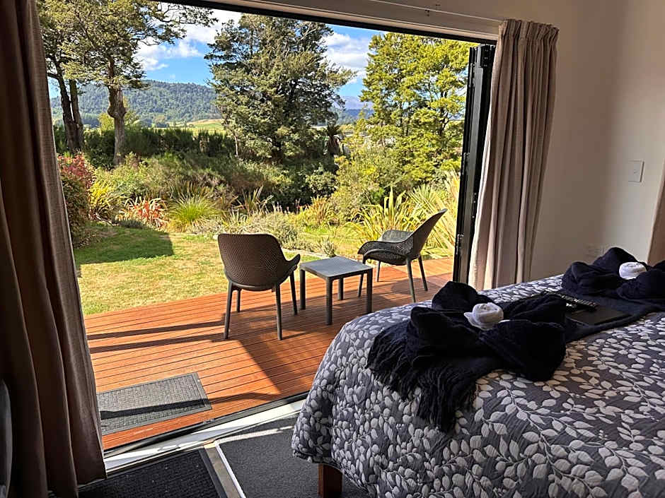 Two Rivers Ohakune - Boutique Bed and Breakfast
