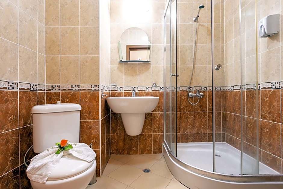 Complex Sunrise by HMG - All Inclusive