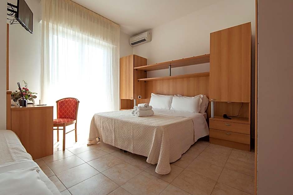 Adria Beach Hotel