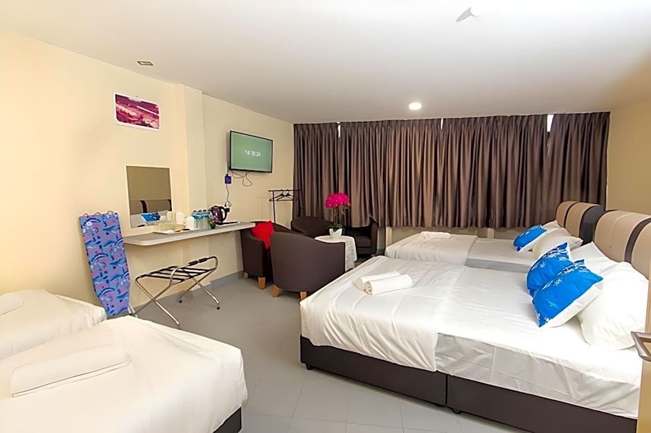 Southern Tip Hotel - City & 100m walk to McDonald's & FREE DOBI