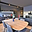 Akureyri Lux Apartments with hot tub access