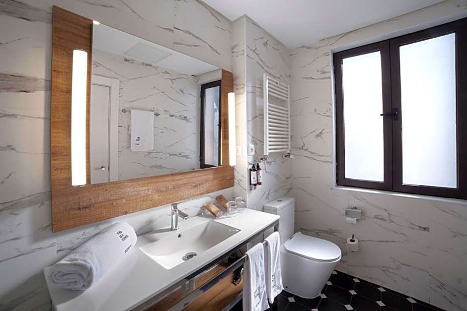 Petit Palace Arana Bilbao