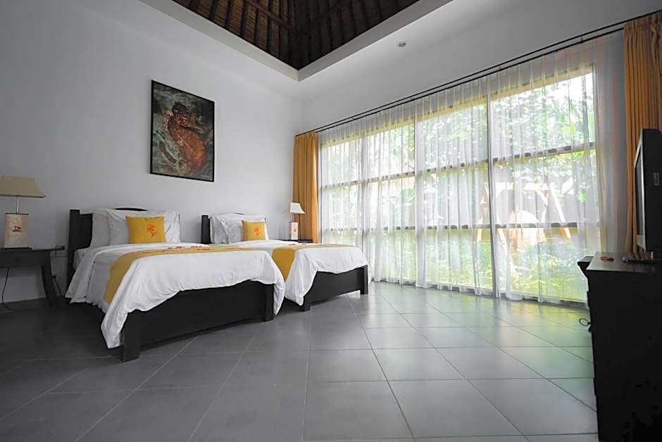 Orlowsky Discovery Candidasa Hotel