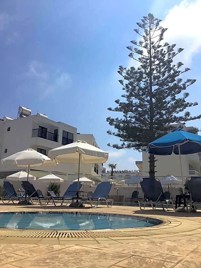 Florea Hotel Apartments