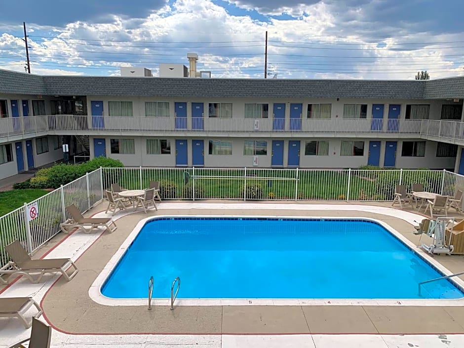 Motel 6-Flagstaff, AZ - Butler