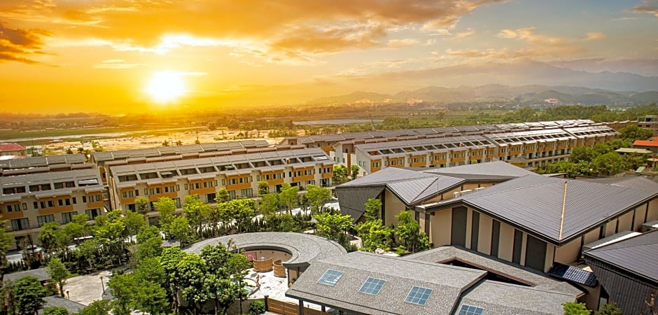 Lynn Times Thanh Thuy