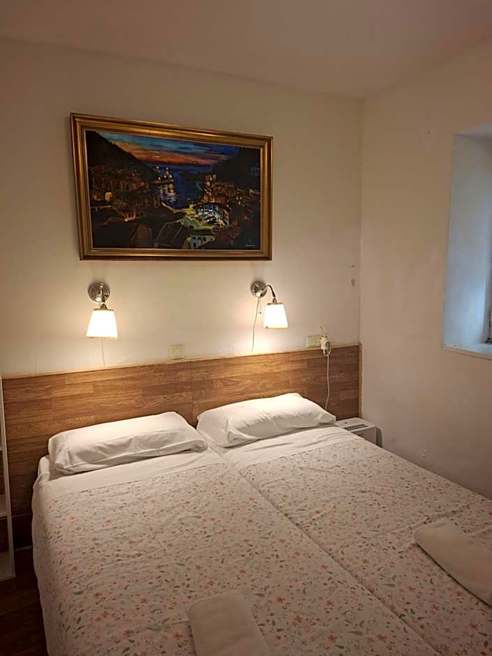 Pension Alver - El Refugio del Artista