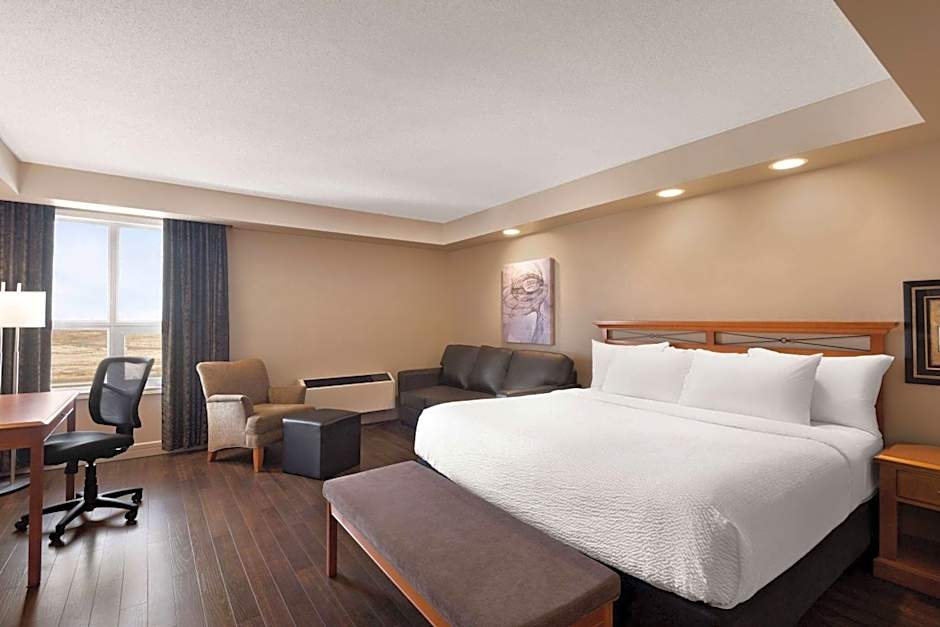 Royal Hotel Edmonton Airport Trademark Collection by Wyndham