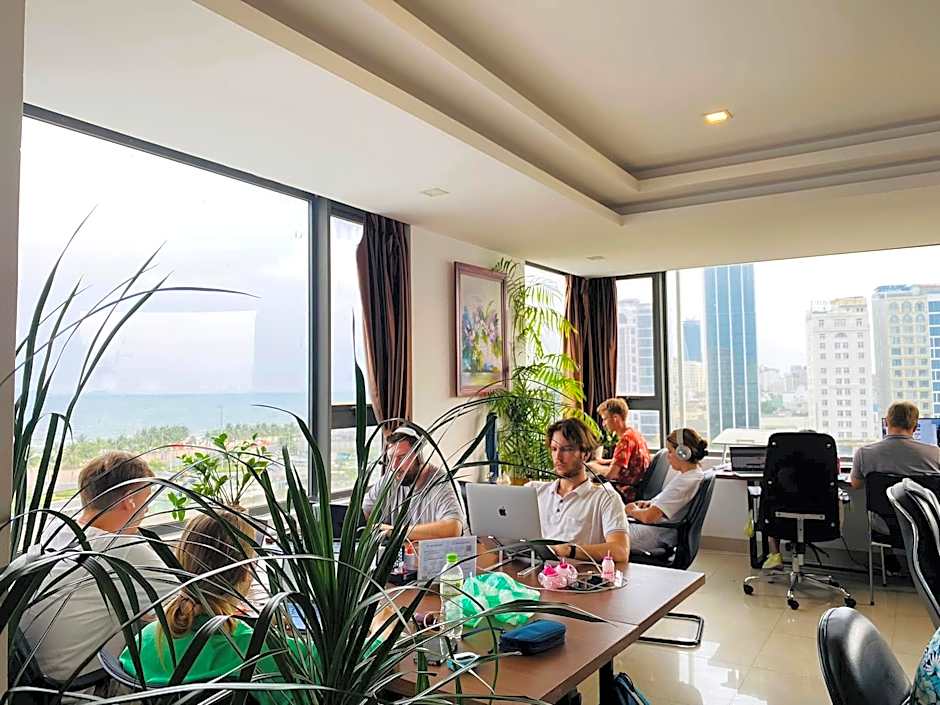 Waikiki Beach Hotel Da Nang