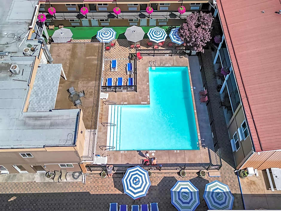 Sahara Courtyard Inn Penticton