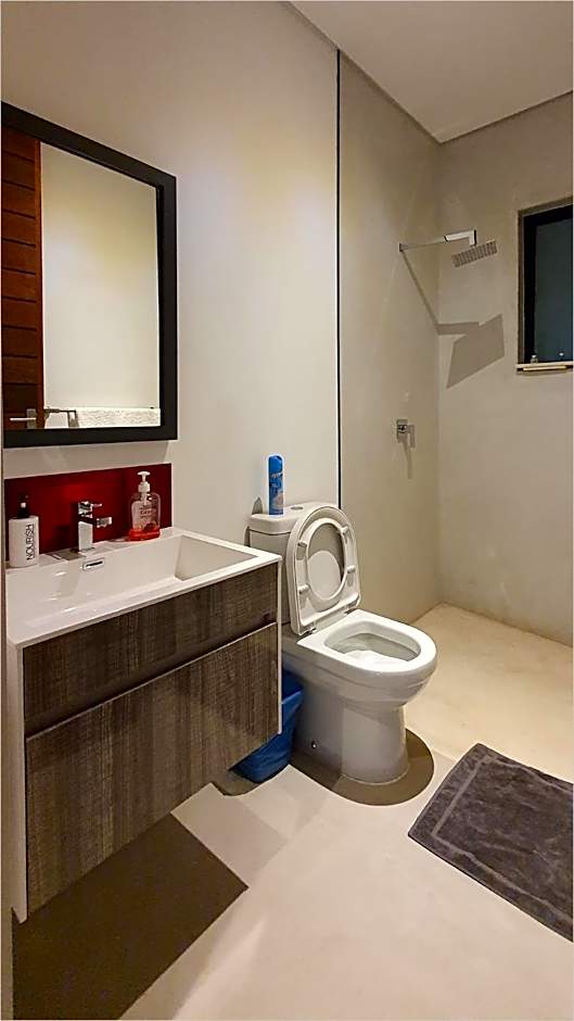 Highland Gate House 1023