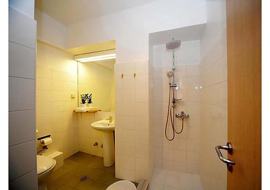 Live in Athens, PSYRRI Central Apartments