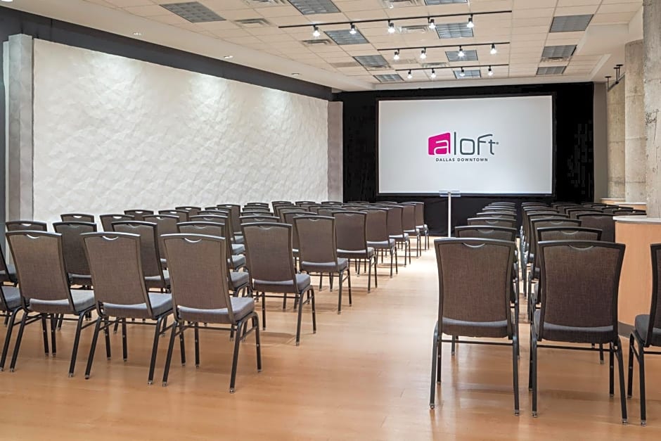 Aloft Dallas Downtown