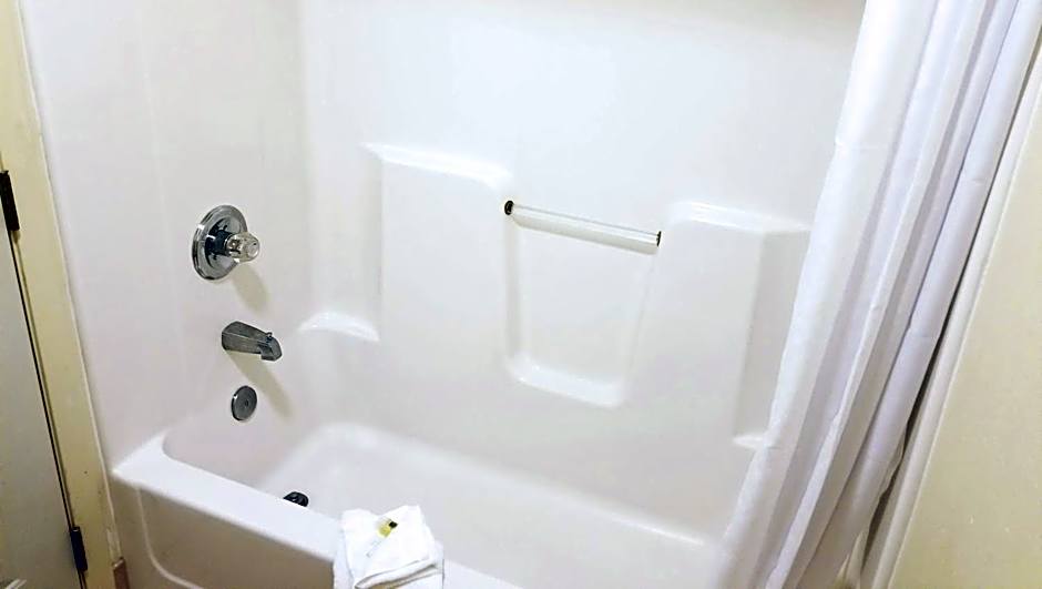 Keystone Boardwalk Inn and Suites