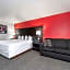 Ramada by Wyndham Sioux Falls Airport Hotel & Suites