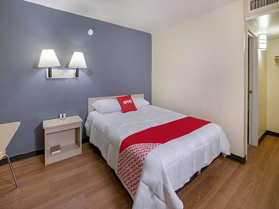 Clarion Pointe Ridgecrest Near China Lake Naval Station