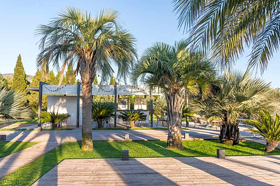 Hotel Restaurant Mas Lazuli by Fimedhotels