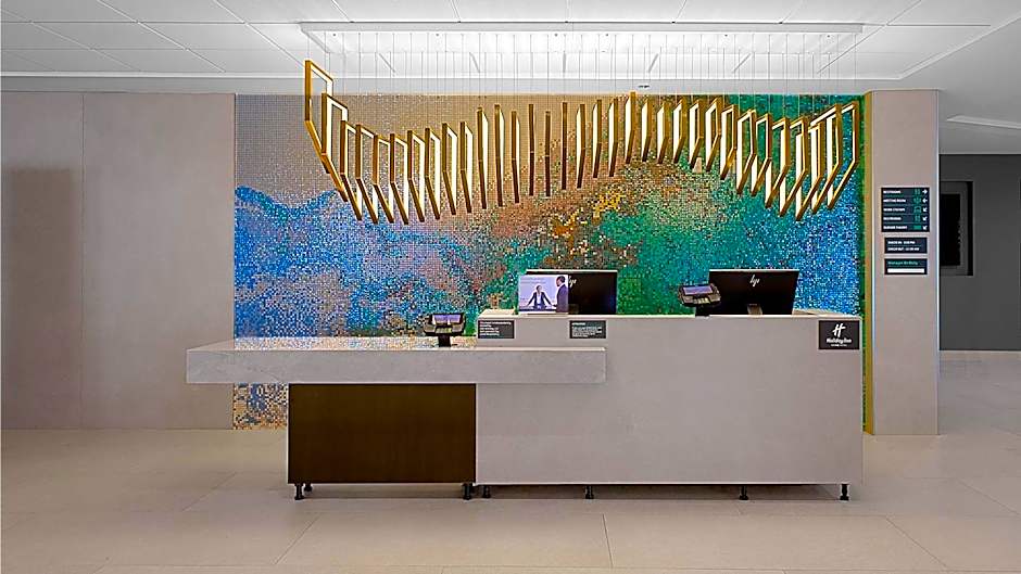 Holiday Inn Chicago  Midway Airport S By IHG