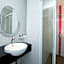 J Hotel - Bandara Soekarno Hatta
