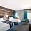 La Quinta Inn & Suites by Wyndham Pittsburg