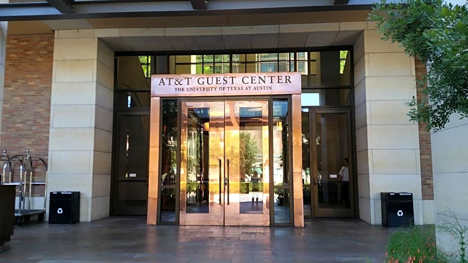 AT&T Hotel And Conference Center