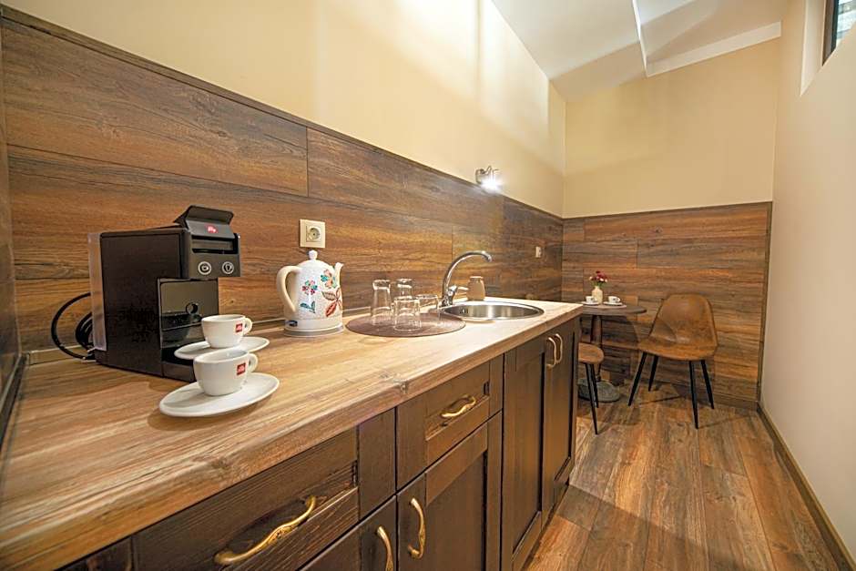 Hotel Antique - free private parking