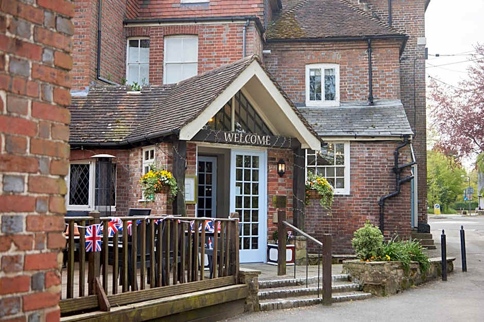 Chequers Inn by Greene King Inns