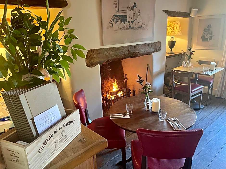The Swan Inn Swinbrook
