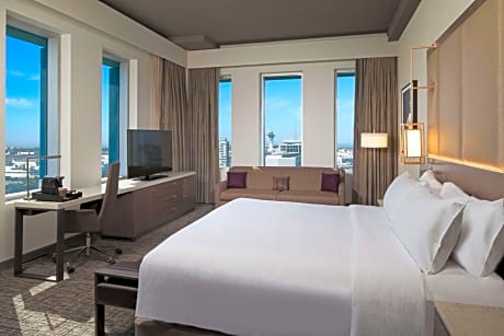 Superior King Room