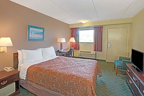 King Room - Non-Smoking