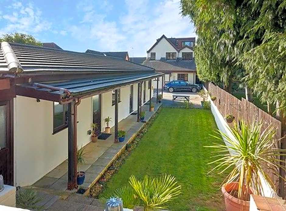 Conifers Guest House