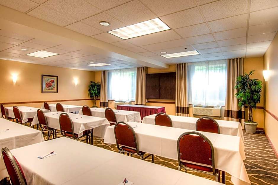 Comfort Suites Springfield RiverBend Medical