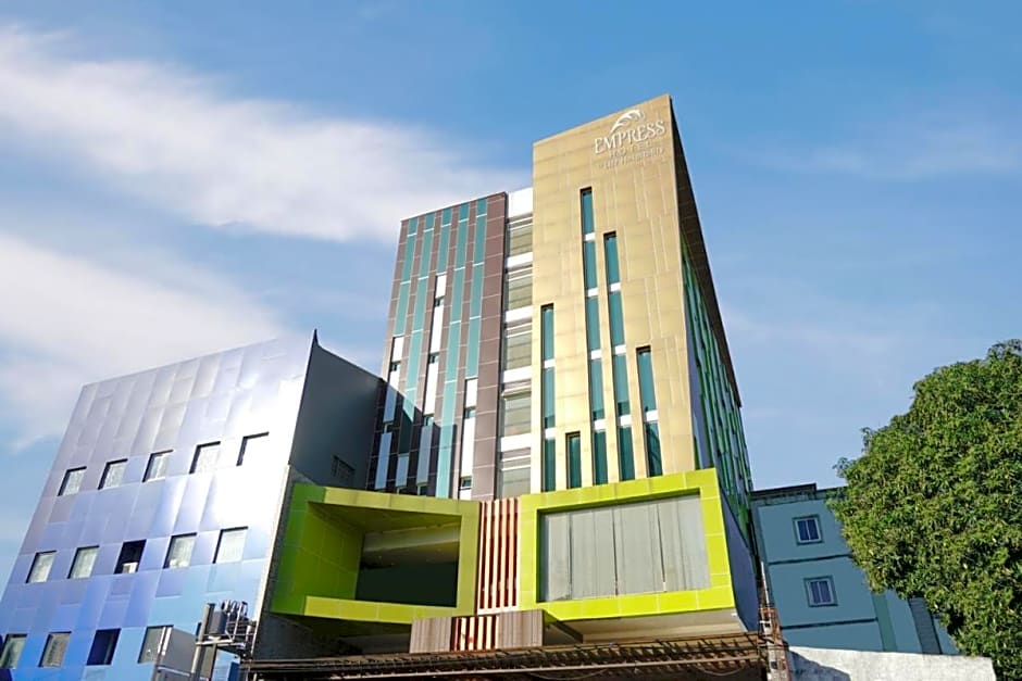 Empress Hotel Makassar City Center by LIFE
